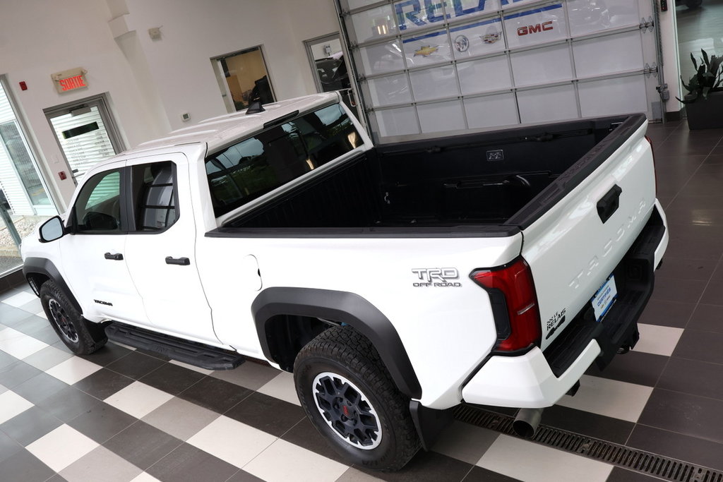 Toyota Tacoma  2024 à Montréal, Québec - 21 - w1024h768px