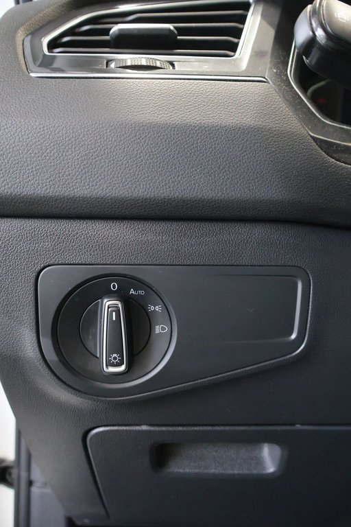 2022 Volkswagen Tiguan in Montreal, Quebec - 19 - w1024h768px