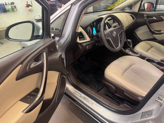 Buick Verano Base 2017 à L'Étang-du-Nord, Québec - 6 - w1024h768px