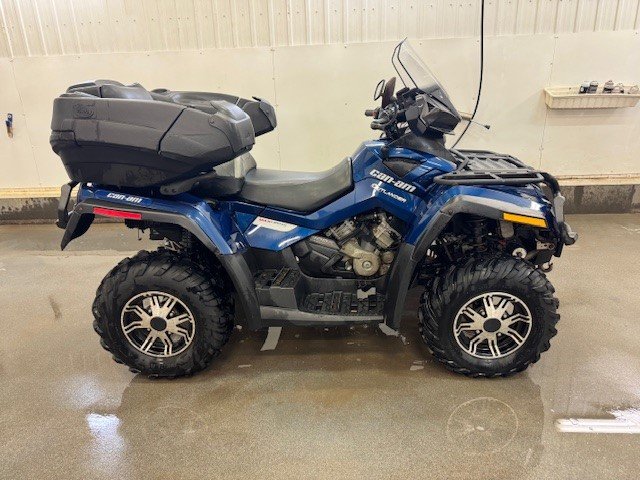Can-Am Outlander 800  2012 à L'Étang-du-Nord, Québec - 7 - w1024h768px