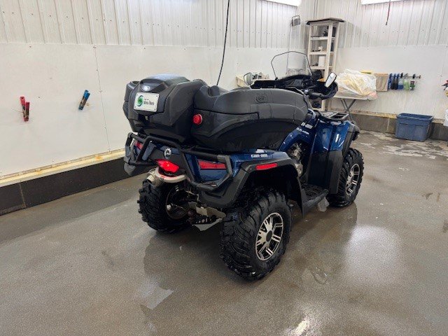 Can-Am Outlander 800  2012 à L'Étang-du-Nord, Québec - 6 - w1024h768px