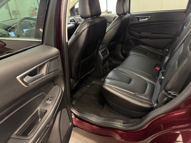 Ford Edge Titanium 2021 à L'Étang-du-Nord, Québec - 10 - w1024h768px