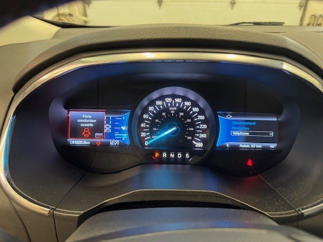Ford Edge Titanium 2021 à L'Étang-du-Nord, Québec - 8 - w1024h768px