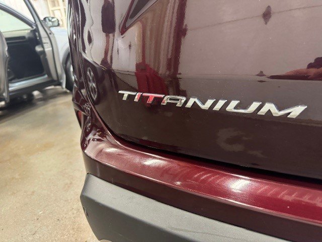 Ford Edge Titanium 2021 à L'Étang-du-Nord, Québec - 17 - w1024h768px