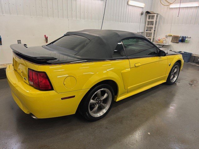 Ford Mustang GT 2004 à L'Étang-du-Nord, Québec - 14 - w1024h768px