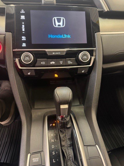 2018 Honda CIVIC EX EX in L'Étang-du-Nord, Quebec - 6 - w1024h768px