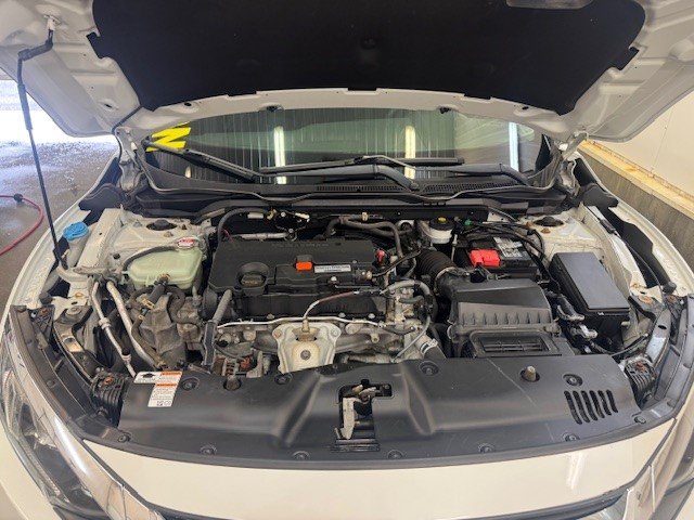 2018 Honda CIVIC EX EX in L'Étang-du-Nord, Quebec - 2 - w1024h768px