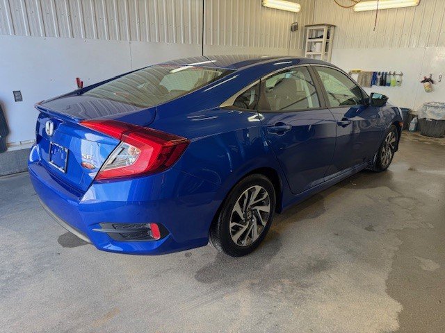 Honda Civic Sedan LX 2017 à L'Étang-du-Nord, Québec - 13 - w1024h768px