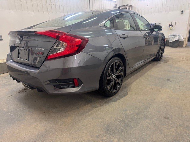 Honda Civic Sedan Sport 2021 à L'Étang-du-Nord, Québec - 13 - w1024h768px