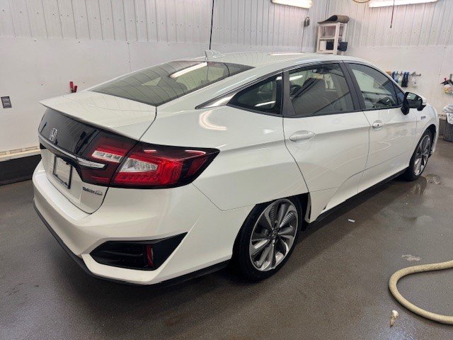 Honda Clarity Plug-In Hybrid  2020 à L'Étang-du-Nord, Québec - 14 - w1024h768px