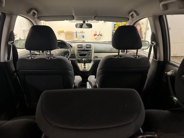 2011 Honda CR-V LX in L'Étang-du-Nord, Quebec - 10 - w1024h768px