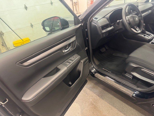 2023 Honda CR-V in L'Étang-du-Nord, Quebec - 7 - w1024h768px