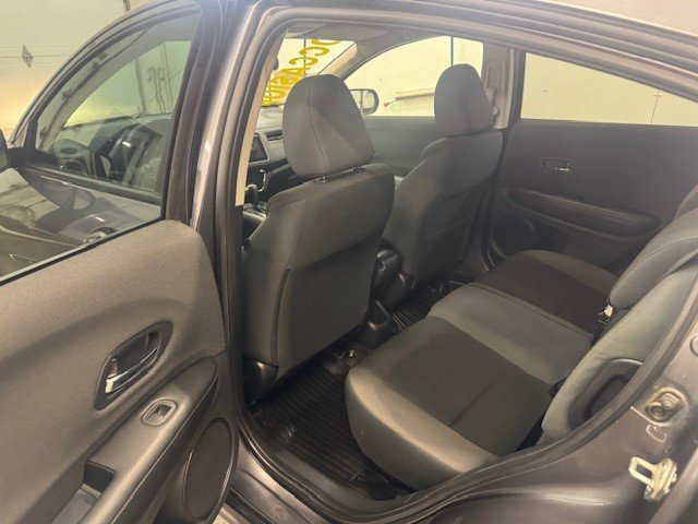 Honda HR-V LX 2022 à L'Étang-du-Nord, Québec - 8 - w1024h768px