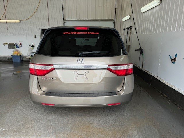 2013 Honda Odyssey LX in L'Étang-du-Nord, Quebec - 12 - w1024h768px