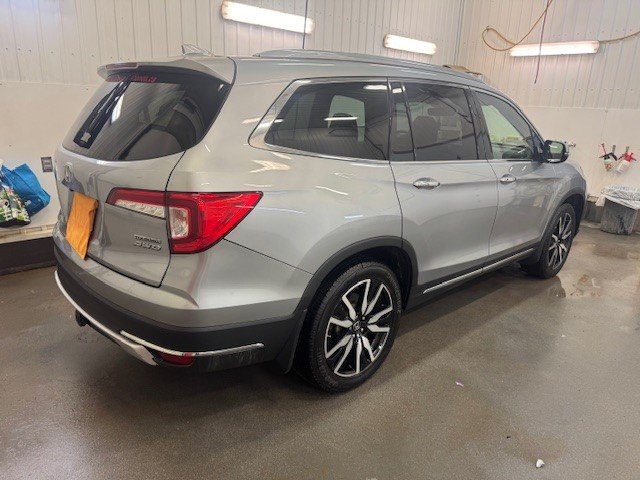 2020 Honda Pilot Touring 8-Passenger in L'Étang-du-Nord, Quebec - 17 - w1024h768px