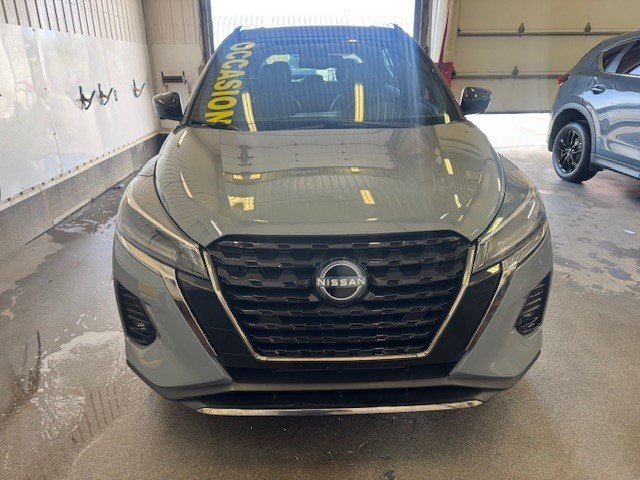 2022 Nissan KICKS SR in L'Étang-du-Nord, Quebec - 2 - w1024h768px