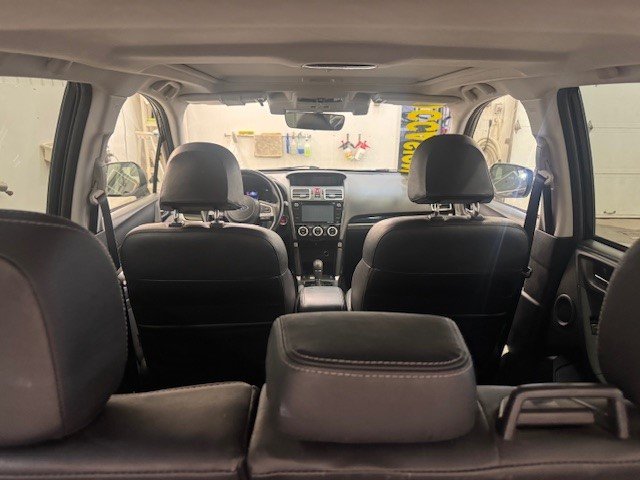 2017 Subaru Forester in L'Étang-du-Nord, Quebec - 11 - w1024h768px