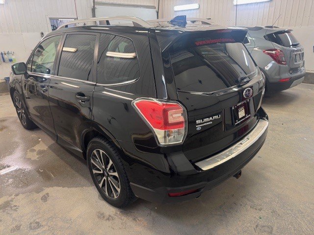 2017 Subaru Forester in L'Étang-du-Nord, Quebec - 12 - w1024h768px