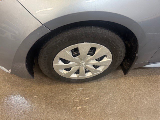 Toyota Corolla  2021 à L'Étang-du-Nord, Québec - 4 - w1024h768px