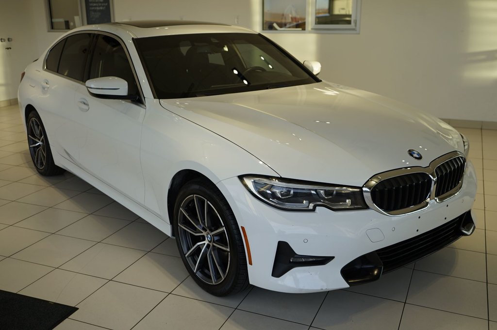 2022  3 Series 330i xDrive in Leduc, Alberta - 9 - w1024h768px