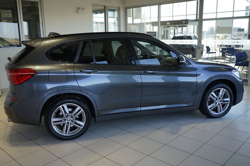 2018  X1 XDrive28i in Leduc, Alberta - 8 - w1024h768px