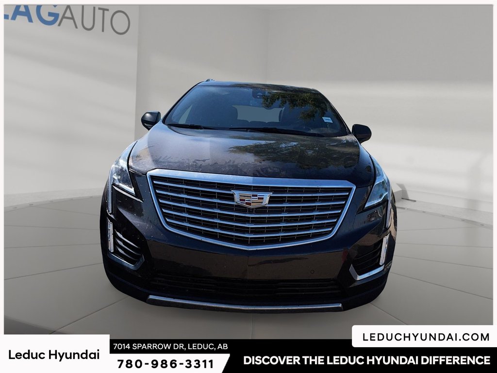 2017 Cadillac XT5 Platinum in Leduc, Alberta - 2 - w1024h768px