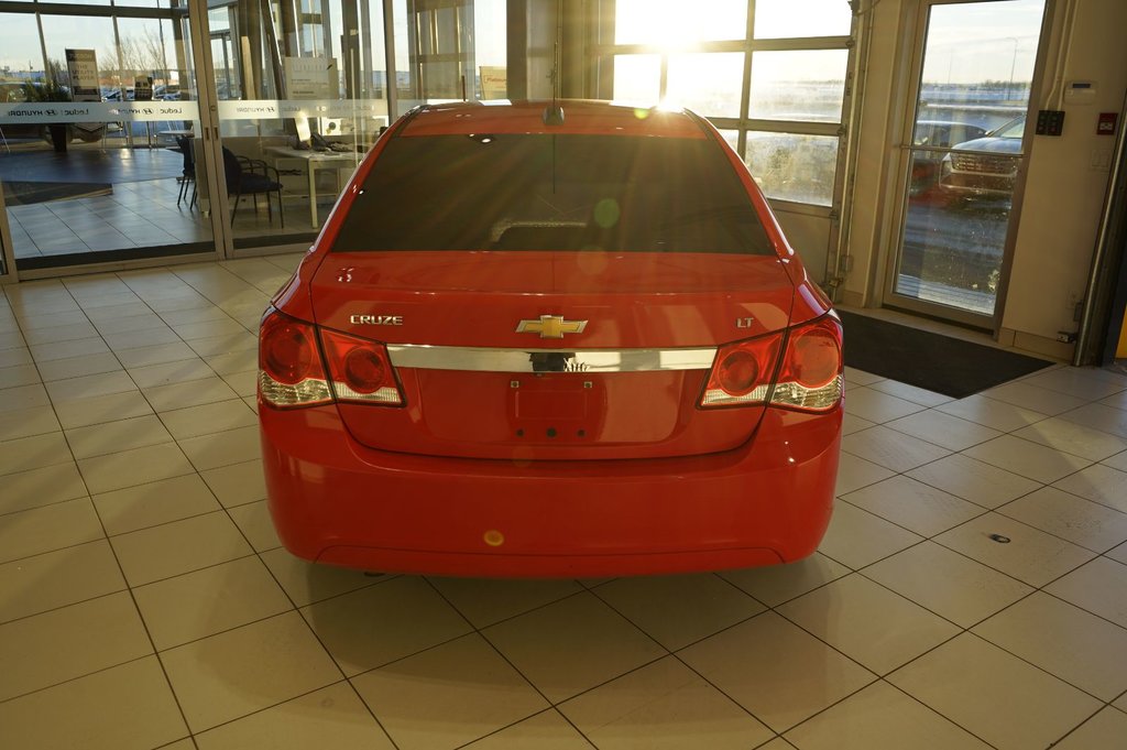 2015  Cruze 1LT in Leduc, Alberta - 4 - w1024h768px