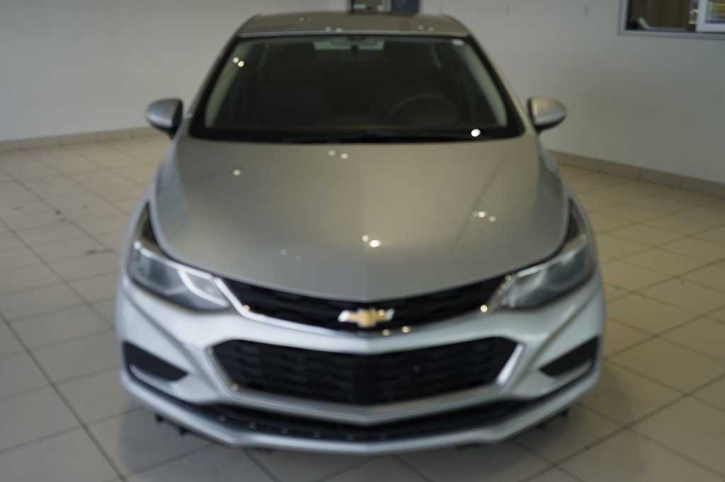 2018  Cruze LT in Leduc, Alberta - 9 - w1024h768px