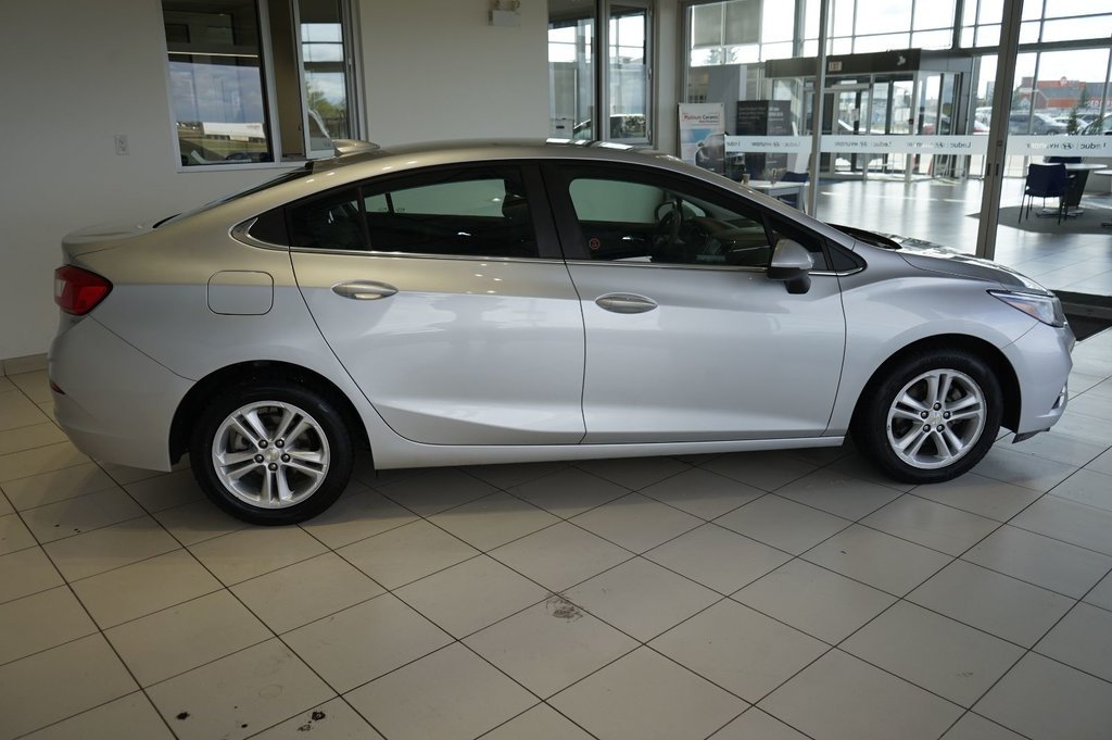 2018  Cruze LT in Leduc, Alberta - 7 - w1024h768px