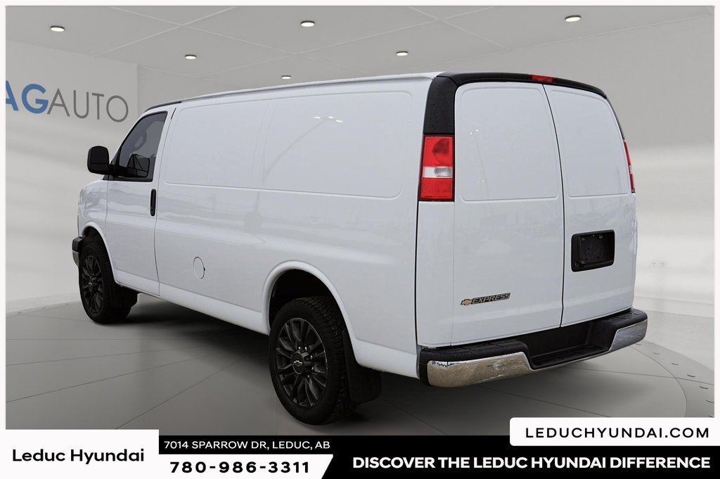 2024 Chevrolet Express Cargo Van BASE in Leduc, Alberta - 4 - w1024h768px