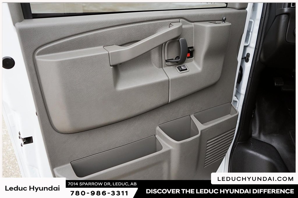 2024 Chevrolet Express Cargo Van BASE in Leduc, Alberta - 10 - w1024h768px