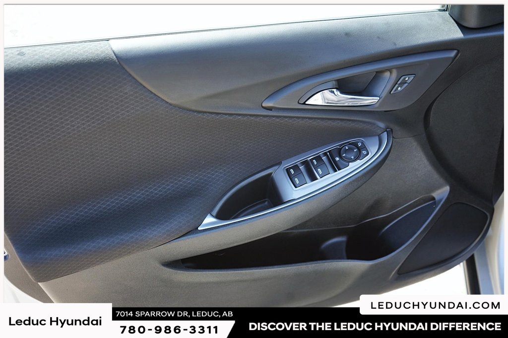 2020 Chevrolet Malibu LT in Leduc, Alberta - 11 - w1024h768px