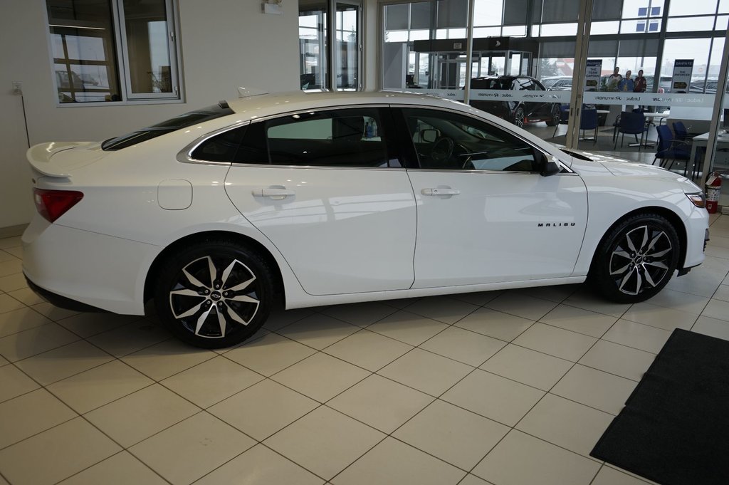 2021 Chevrolet Malibu RS in Leduc, Alberta - 8 - w1024h768px