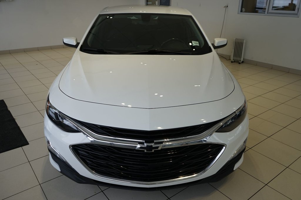 2021 Chevrolet Malibu RS in Leduc, Alberta - 10 - w1024h768px