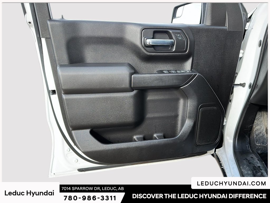 2022 Chevrolet Silverado 1500 LTD Custom in Leduc, Alberta - 12 - w1024h768px