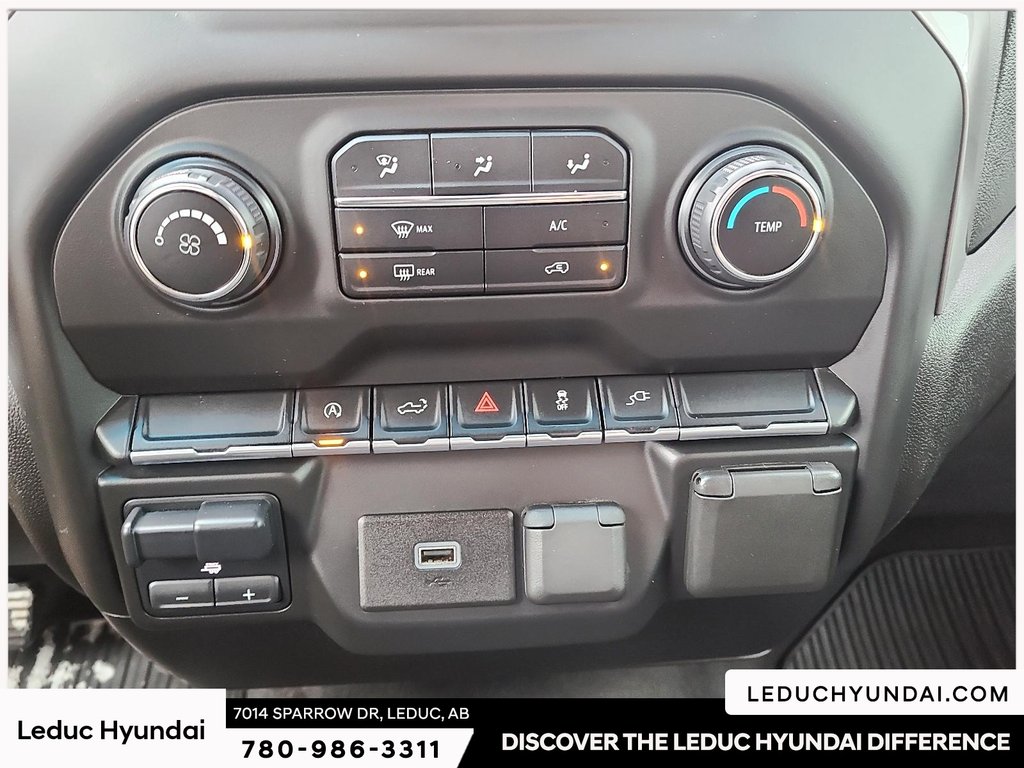 2020 Chevrolet Silverado 1500 Custom in Leduc, Alberta - 14 - w1024h768px