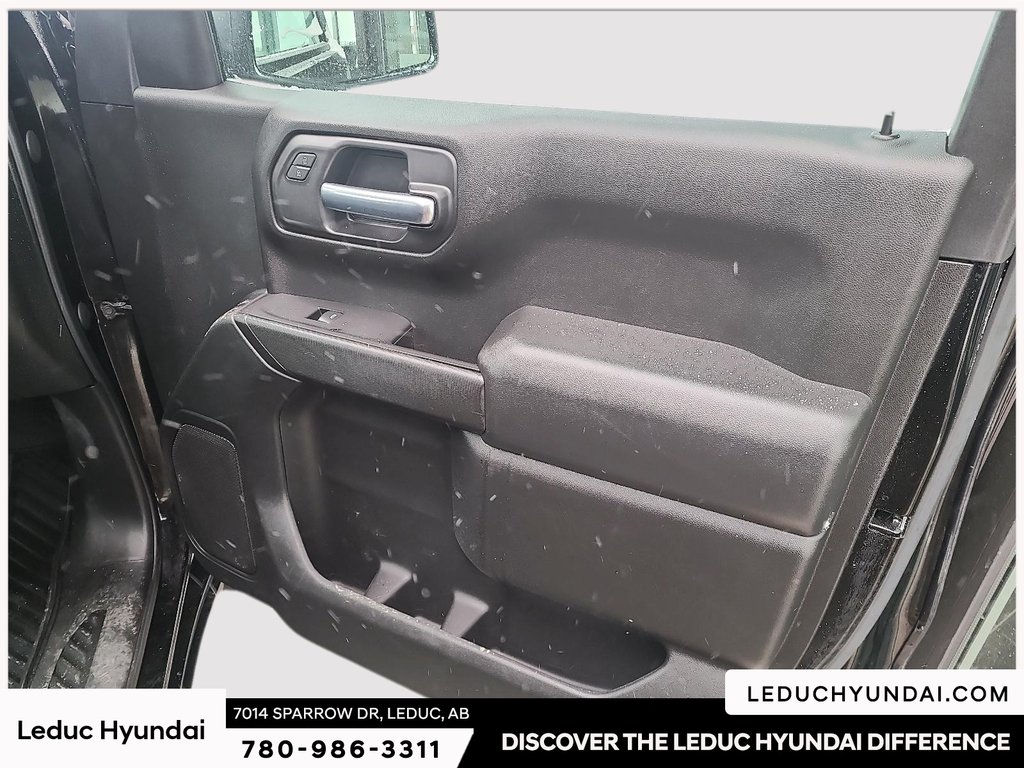 2020 Chevrolet Silverado 1500 Custom in Leduc, Alberta - 10 - w1024h768px