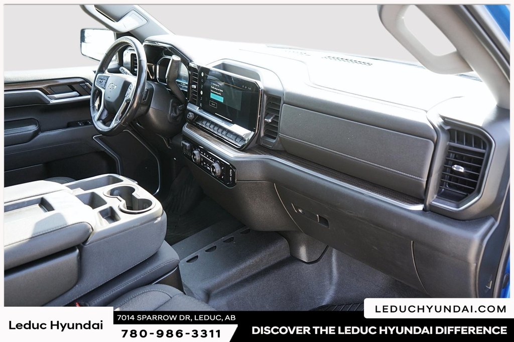 2022 Chevrolet Silverado 1500 RST in Leduc, Alberta - 9 - w1024h768px
