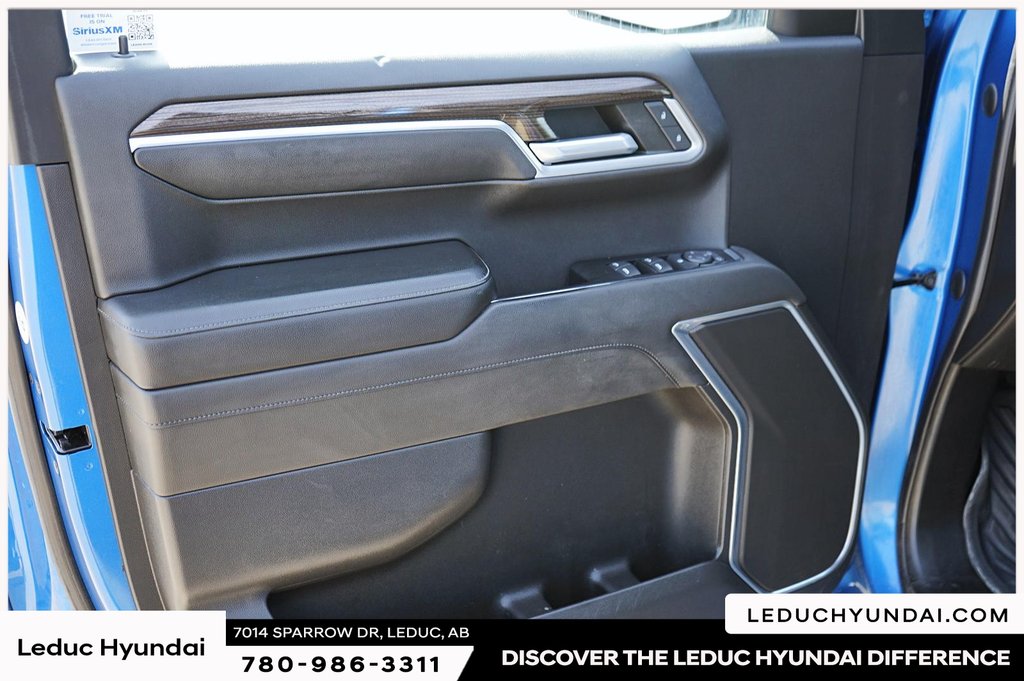 2022 Chevrolet Silverado 1500 RST in Leduc, Alberta - 10 - w1024h768px