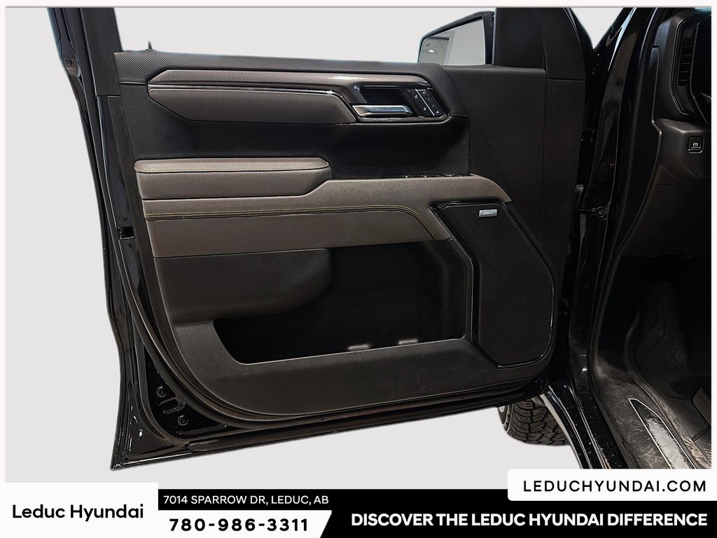 2023 Chevrolet Silverado 1500 ZR2 in Leduc, Alberta - 12 - w1024h768px