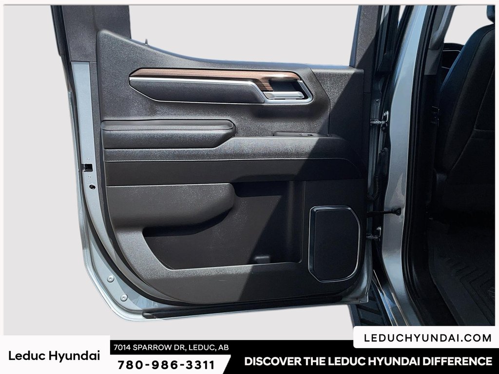 2025 Chevrolet Silverado 1500 LT Trail Boss in Leduc, Alberta - 12 - w1024h768px