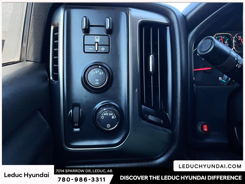 2017 Chevrolet Silverado 3500HD LT in Leduc, Alberta - 22 - w1024h768px