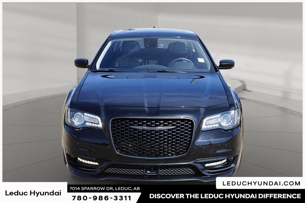 2023 Chrysler 300 Touring in Leduc, Alberta - 2 - w1024h768px