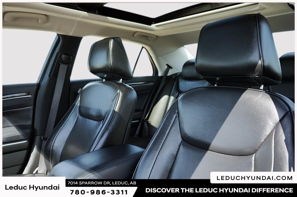 2023 Chrysler 300 Touring in Leduc, Alberta - 9 - w1024h768px