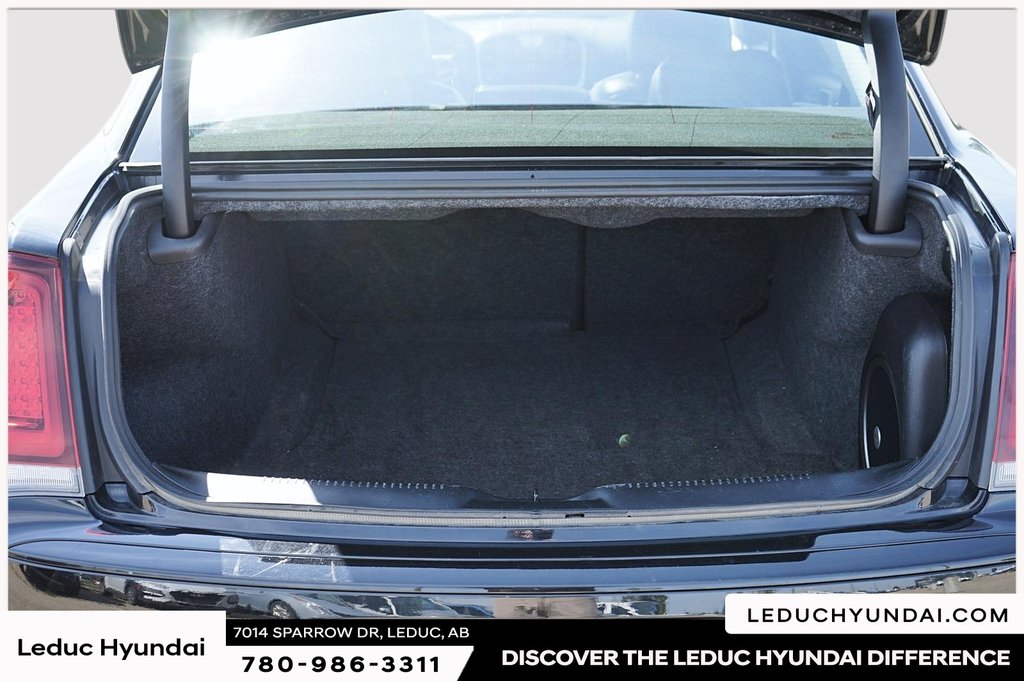 2023 Chrysler 300 Touring in Leduc, Alberta - 6 - w1024h768px