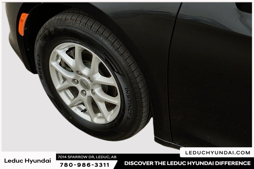 2021 Chrysler Grand Caravan SXT in Leduc, Alberta - 7 - w1024h768px