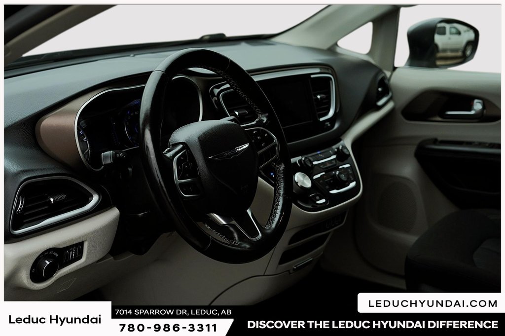 2021 Chrysler Grand Caravan SXT in Leduc, Alberta - 12 - w1024h768px