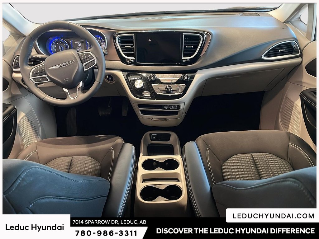 2024 Chrysler Grand Caravan SXT in Leduc, Alberta - 11 - w1024h768px