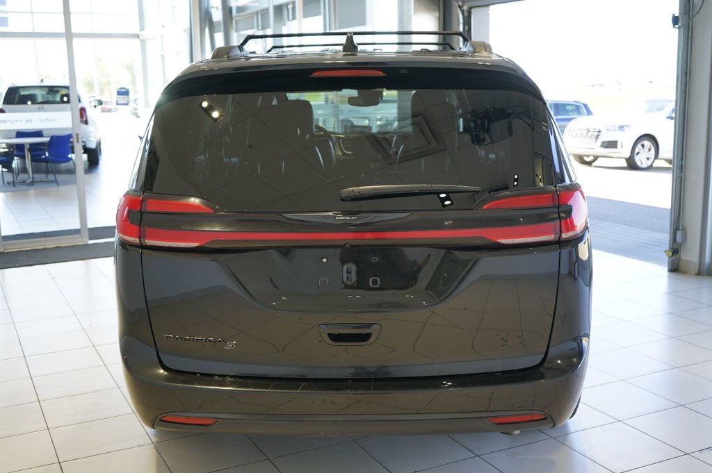 2022  Pacifica Touring L in Leduc, Alberta - 4 - w1024h768px