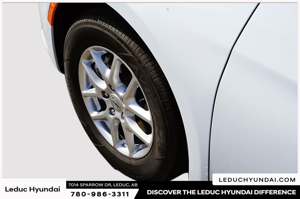 2024 Chrysler Pacifica Touring in Leduc, Alberta - 7 - w1024h768px